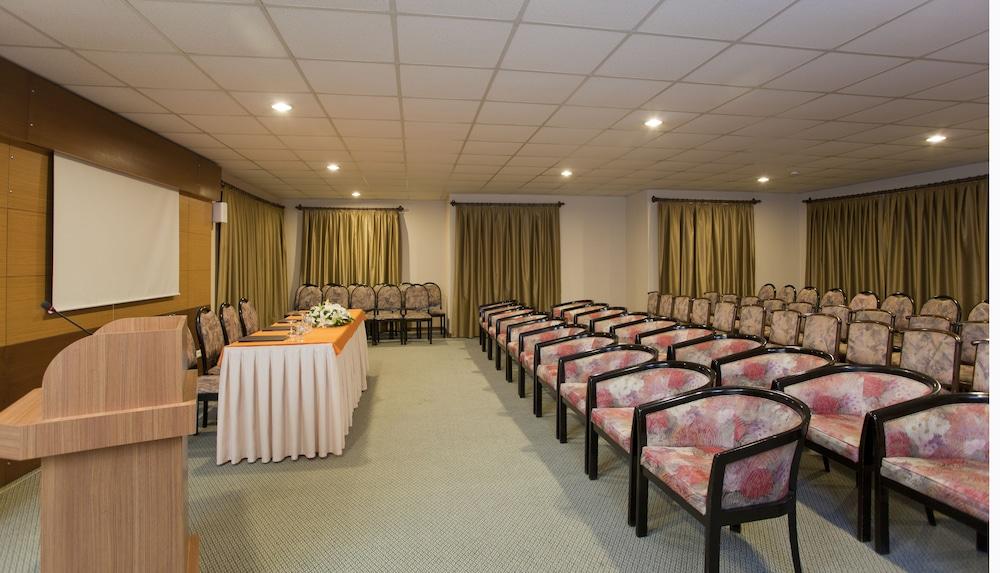 Remi Hotel Αλάνια Εξωτερικό φωτογραφία