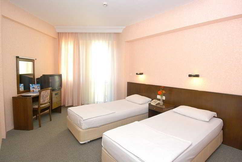Remi Hotel Αλάνια Εξωτερικό φωτογραφία