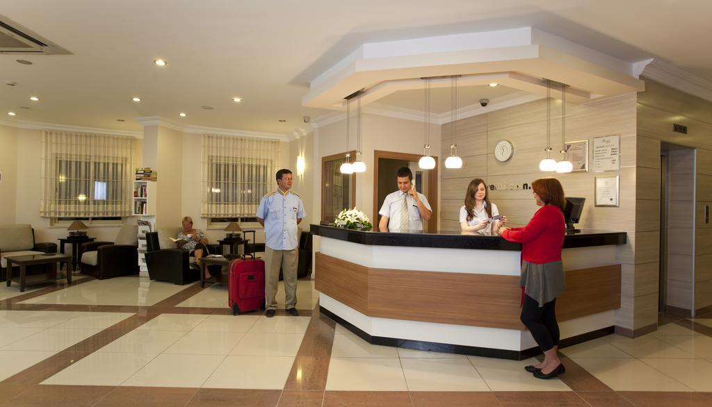 Remi Hotel Αλάνια Εξωτερικό φωτογραφία